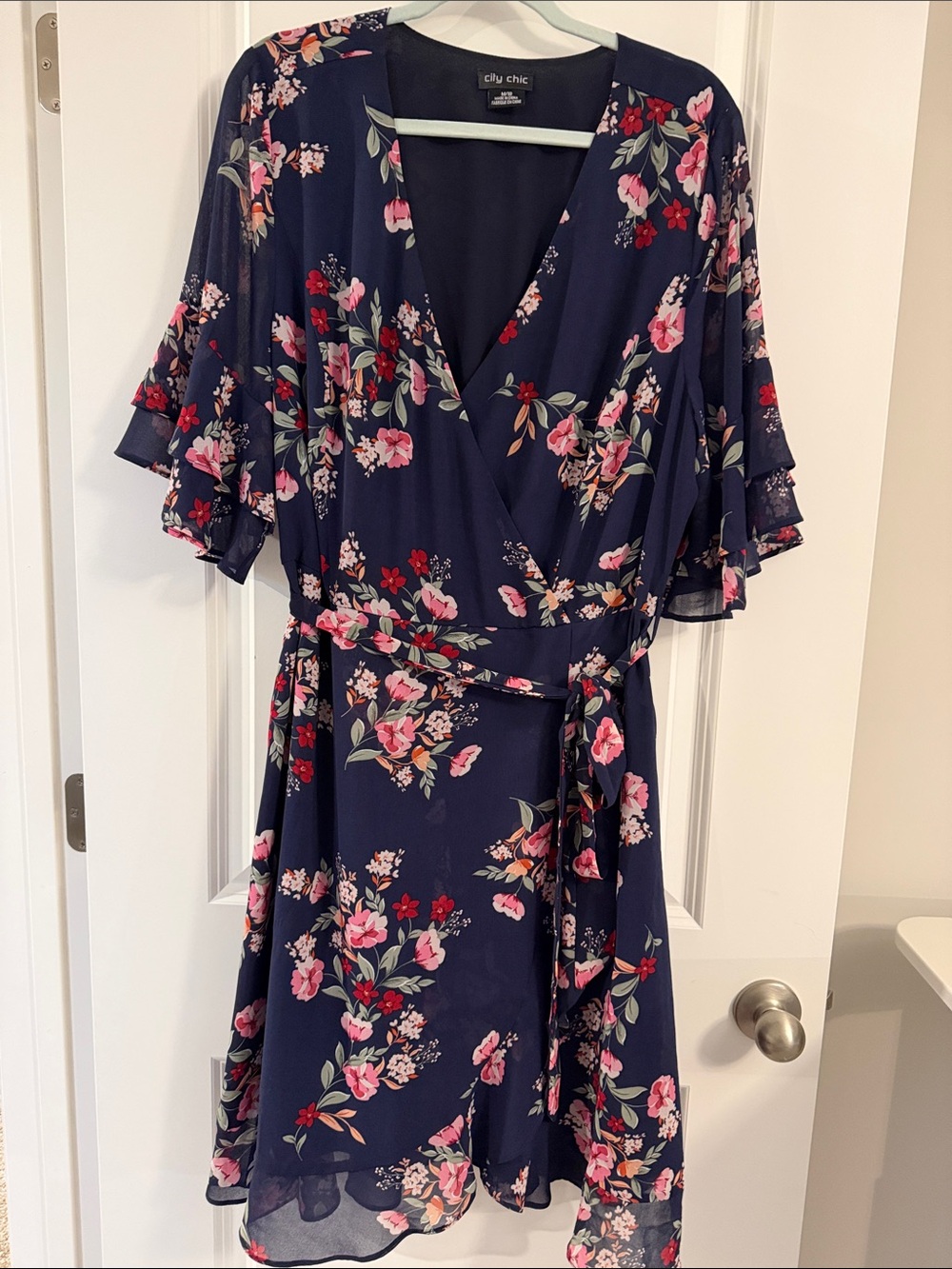 City Chic Plus Size Navy Floral Mini Dress